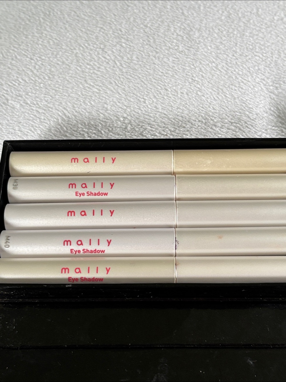 Mally Beauty Eyeshadow Sticks - Champagne & Soft Pearl Neutrals Set